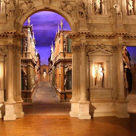 Casa Giorgia - Nel Cuore Di Vicenza Luaran gambar