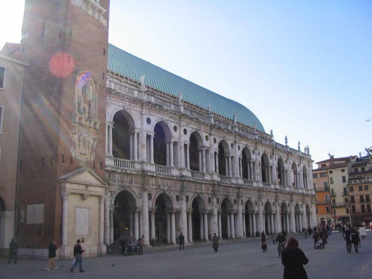 Casa Giorgia - Nel Cuore Di Vicenza Luaran gambar